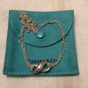 Tiffany & Co infinity pendant